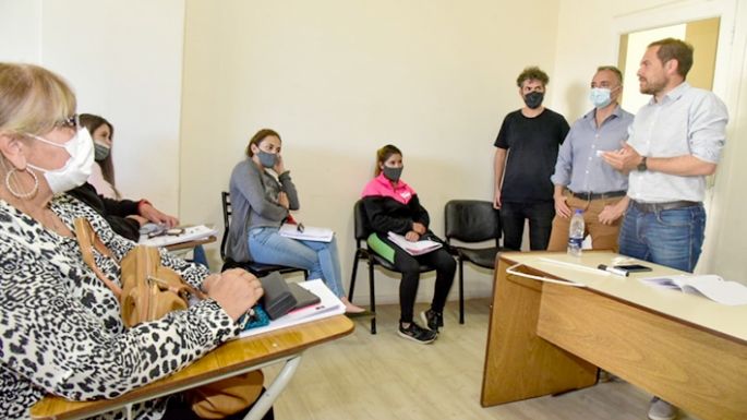 Más de cien personas terminan el  secundario por el programa de adultos