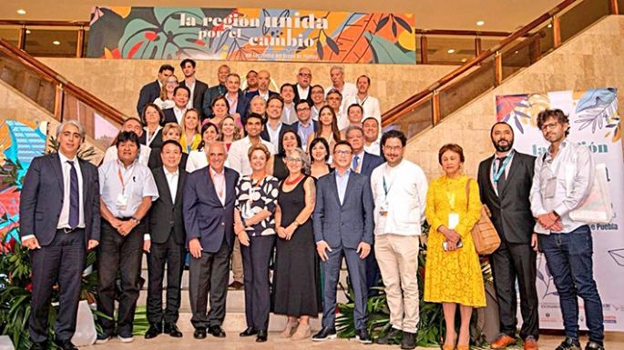 Llamado a profundizar las relaciones y crear una moneda única regional