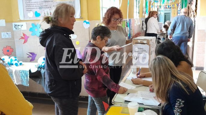 Iniciaron las votaciones en los centros vecinales