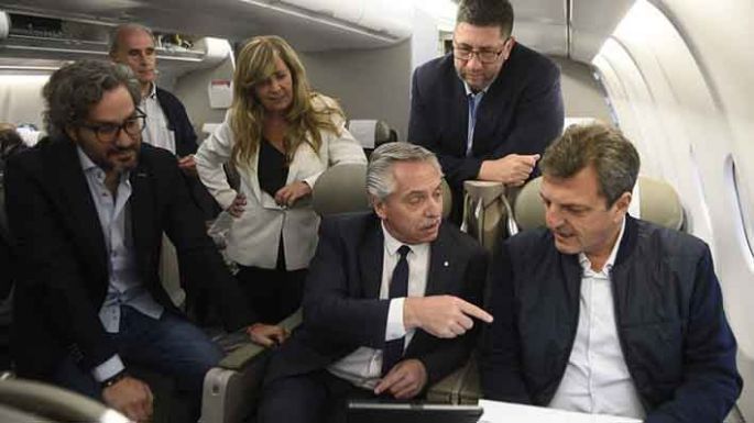 Fernández partió hacia Bali para el G20