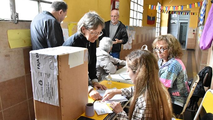 Alta participación en unos comicios con normal desarrollo