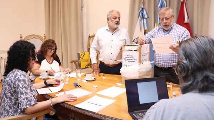 Las autoridades asumen en diciembre