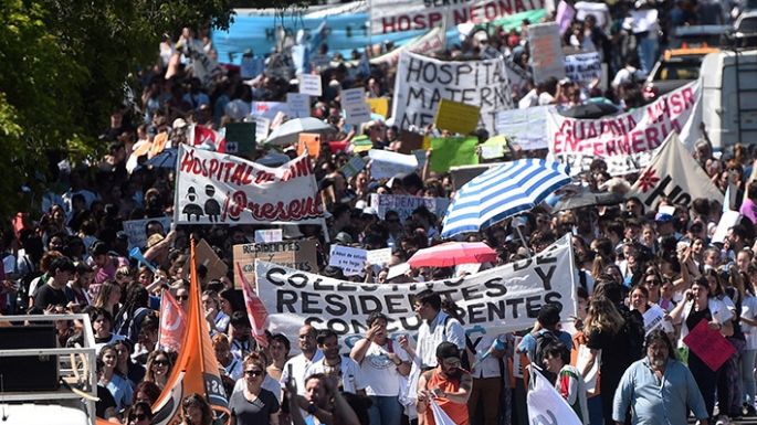 El reclamo de salud sacudió Córdoba