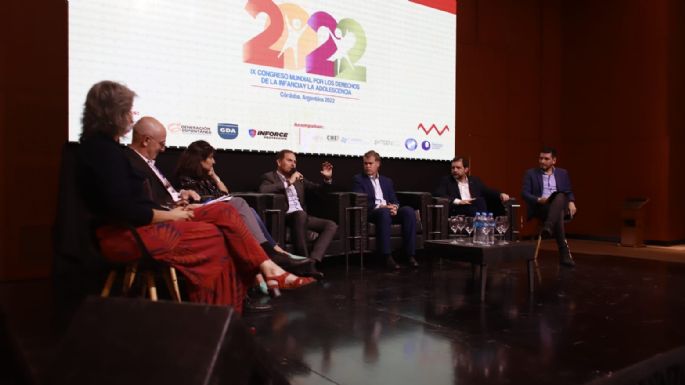 Gill expuso en el Congreso Mundial por los Derechos de las Infancias y Adolescencias