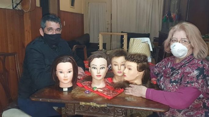 Sigue la entrega de pelucas