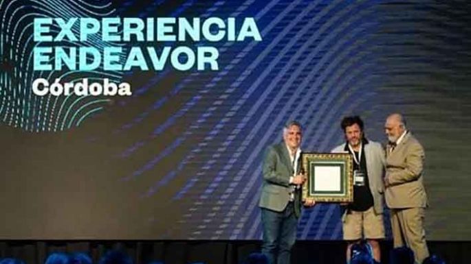 Llaryora abrió la Endeavor