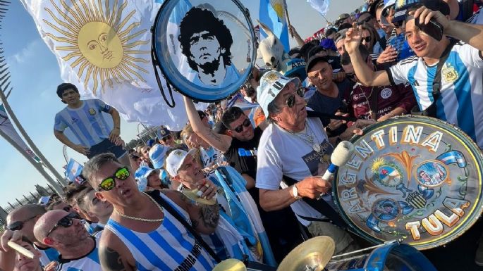 Banderazo argentino en Qatar: cerca de 1500 fanáticos dieron su aliento a la selección