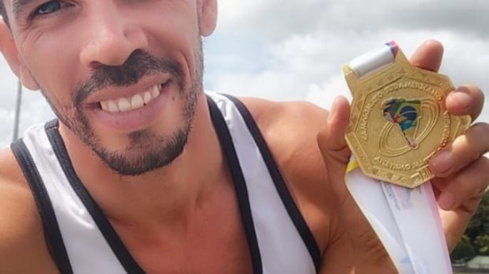 Matias Sanchez es campeón Sudamericano en 800 metros