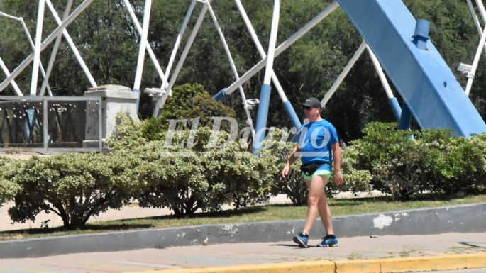 [FOTOS] A un mes del verano, el calor en la Villa ya es insoportable