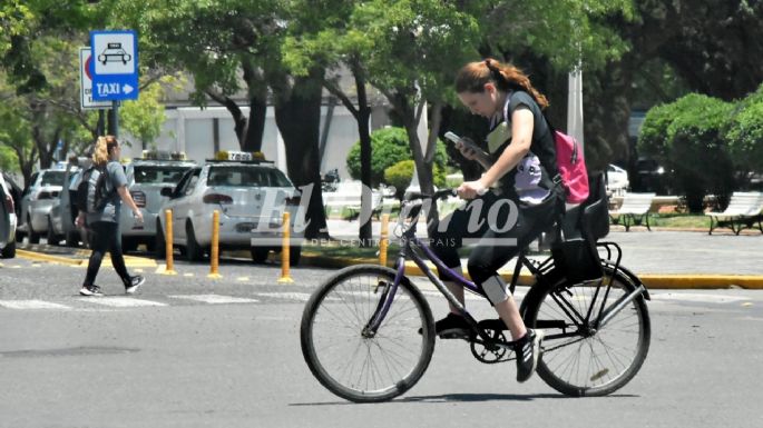 [FOTOS] A un mes del verano, el calor en la Villa ya es insoportable