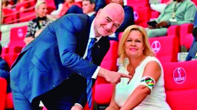Gesto de Infantino