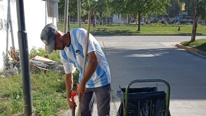 Realizan el barrido de calles con la camiseta de Argentina