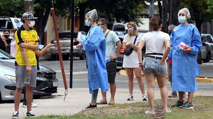 Equipos de salud analizan realizar nuevas medidas