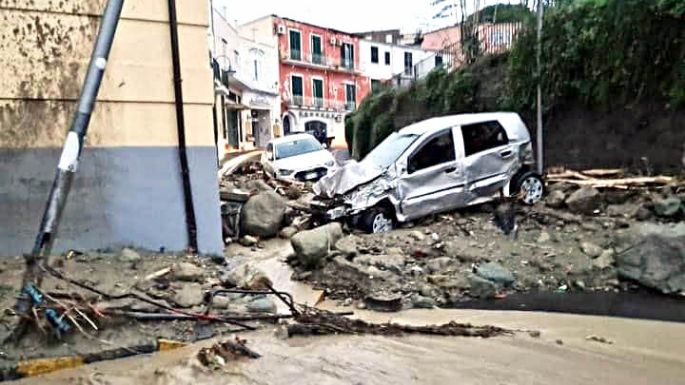 Ocho muertos por un alud en el sur
