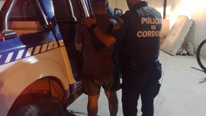 Un hombre fue detenido por agredir a su pareja con golpes de puño y dejarle lesiones