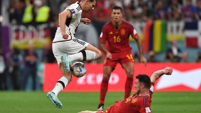 Duelo de campeones mundiales: España y Alemania empataron