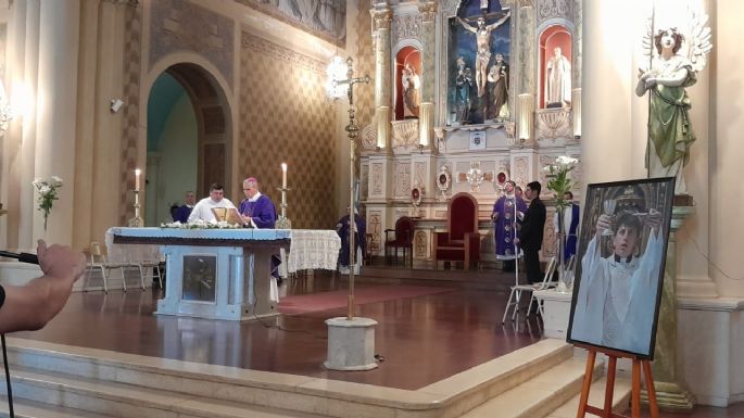 Realizaron el funeral de Renato Bettini en la Iglesia Catedral