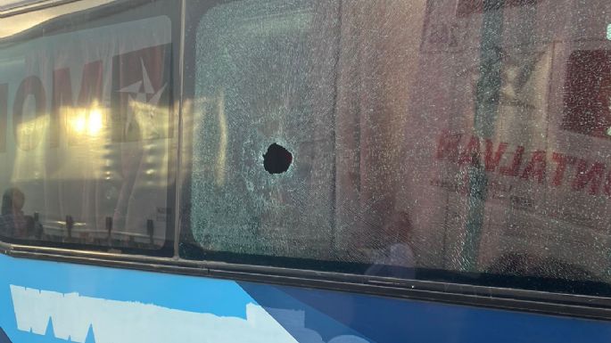 Un colectivo que venía de Córdoba recibió un piedrazo en una de sus ventanas