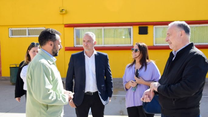 Crearán dos nuevos secundarios donde funcionan el Agustín Álvarez y Justo José de Urquiza