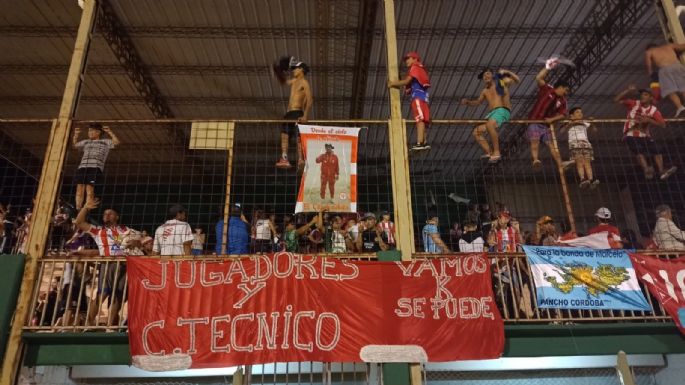 Alumni ganó el clásico y aseguró la clasificación
