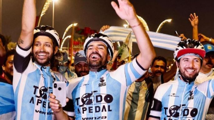 Llegaron a Qatar los cordobeses que fueron en bici hasta el mundial