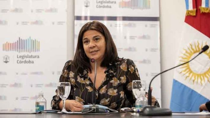 Fernández remplaza a González en la Presidencia Provisoria