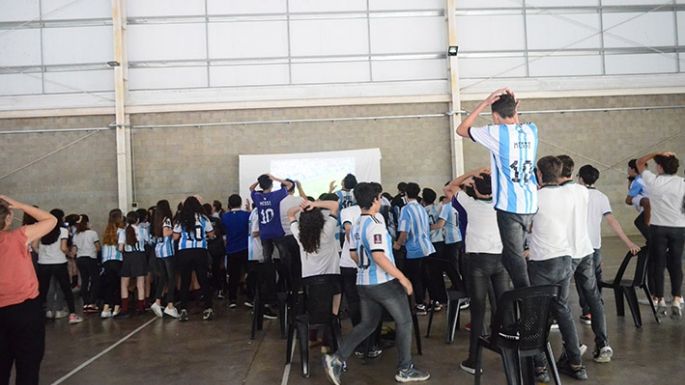 La plaza Centenario volvió a ser el centro de los festejos