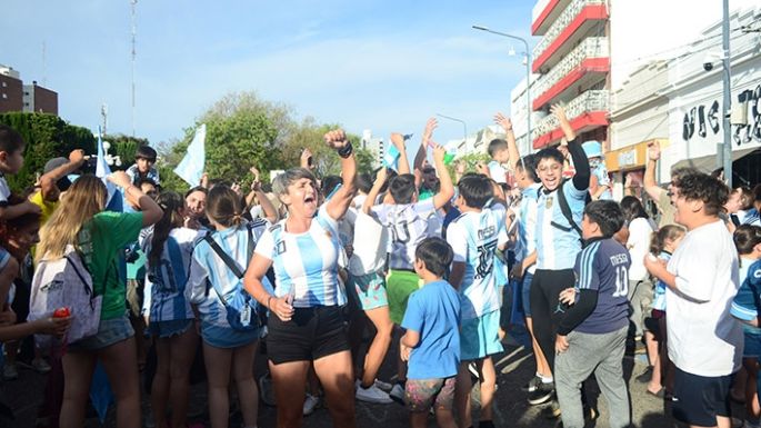 La plaza Centenario volvió a ser el centro de los festejos