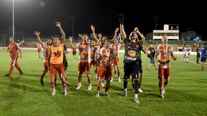 Alumni venció a la Uni y jugará la final con Atlético Ticino