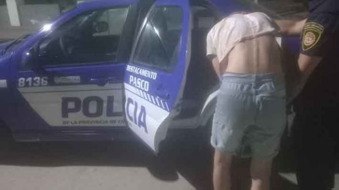 Detuvieron a un joven que ingresó a la sede policial y amenazó a su madre