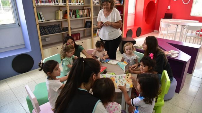 La Biblioteca, en los barrios