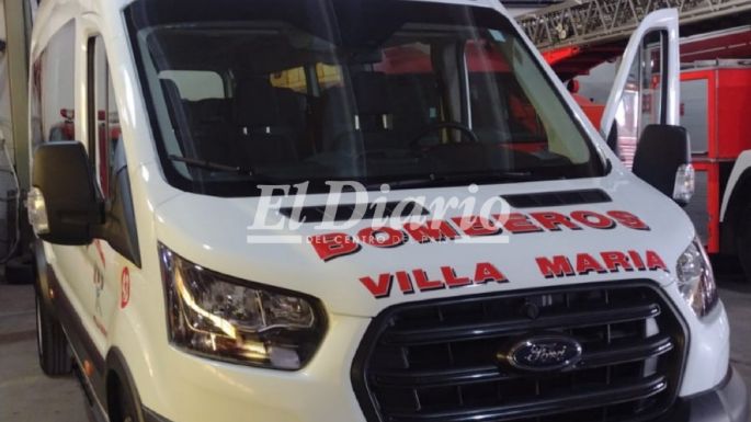 Bomberos presentaron la nueva unidad que adquirieron