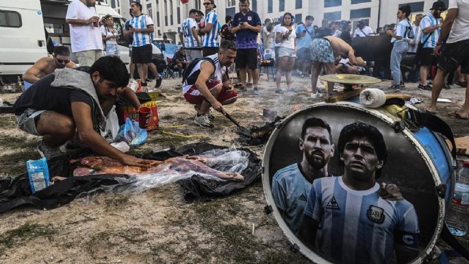 Los argentinos viven con emoción y nervios la previa al partido de la Scaloneta