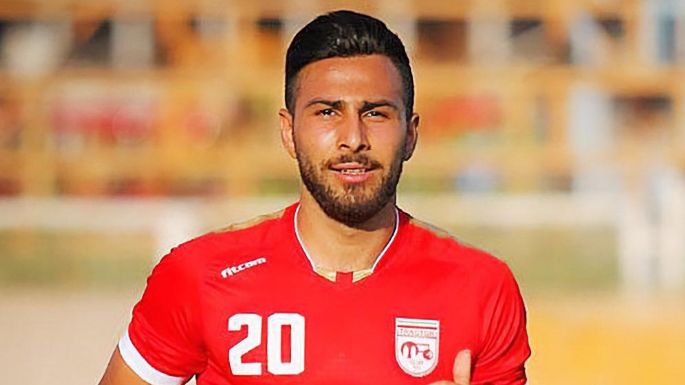 Condenaron a muerte a un futbolista iraní que participó en las protestas
