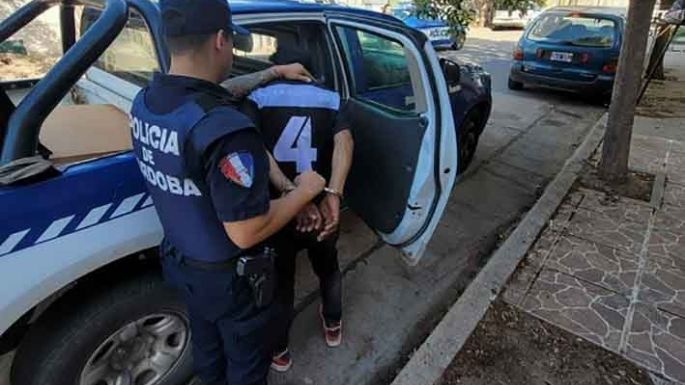 Dos detenidos: uno, por robo; otro, por tentativa de hurto