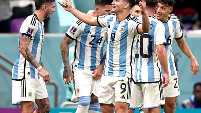 Julián Álvarez ya es el presente  y el futuro del seleccionado