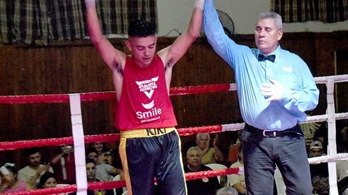 Una velada con  nueve combates