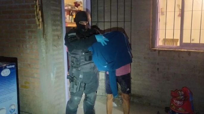 Dos detenidos tras el secuestro de armas, drogas y municiones