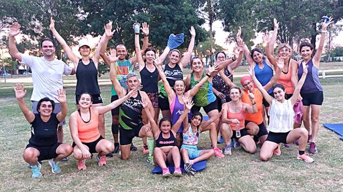 Clases de gimnasia en el Parque