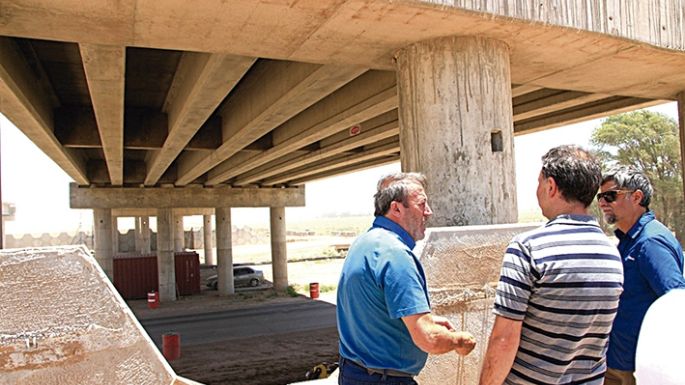 Gerente de Vialidad Nacional supervisó la obra de Circunvalación
