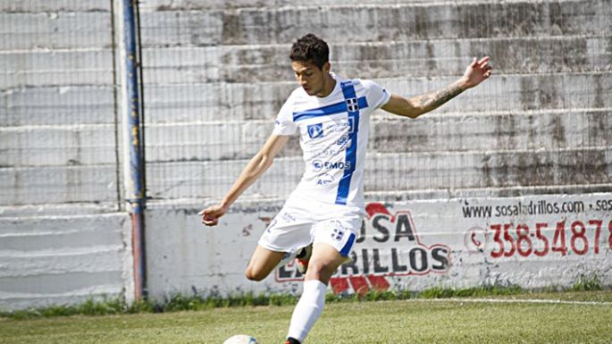 Atenas venció a Sarmiento y avanzó