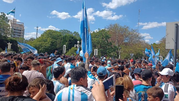 Villamarienses festejan el campeonato de Argentina en las calles
