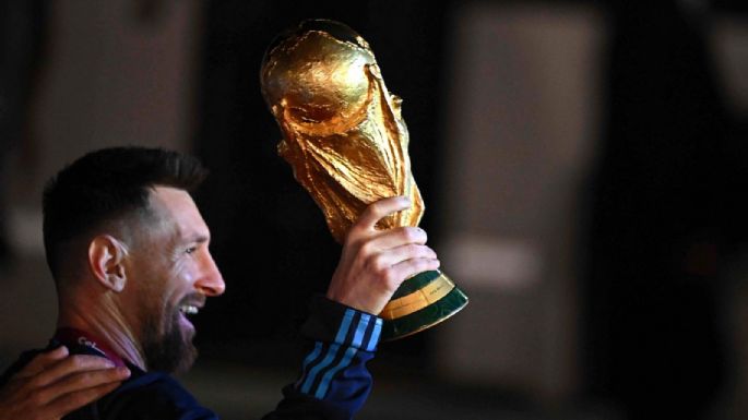 ¡Los campeones llegaron a la Argentina y trajeron la Copa a casa!