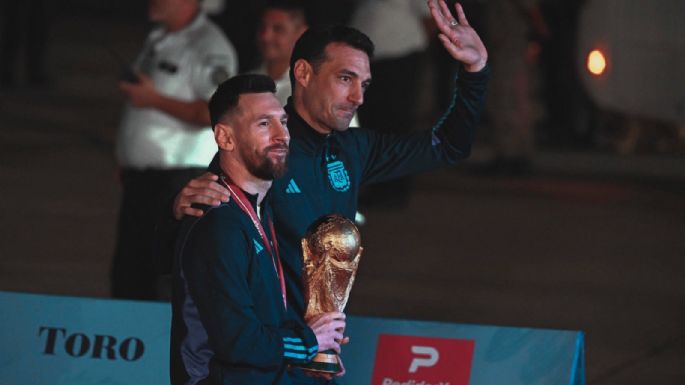 ¡Los campeones llegaron a la Argentina y trajeron la Copa a casa!