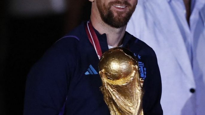¡Los campeones llegaron a la Argentina y trajeron la Copa a casa!