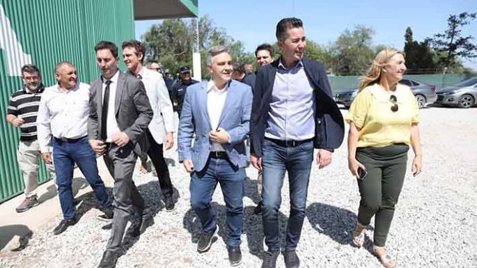 Visita de Calvo y Llaryora