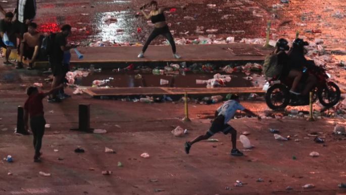 Saldo de los festejos en zona del Obelisco: 14 detenidos y 21 policías heridos