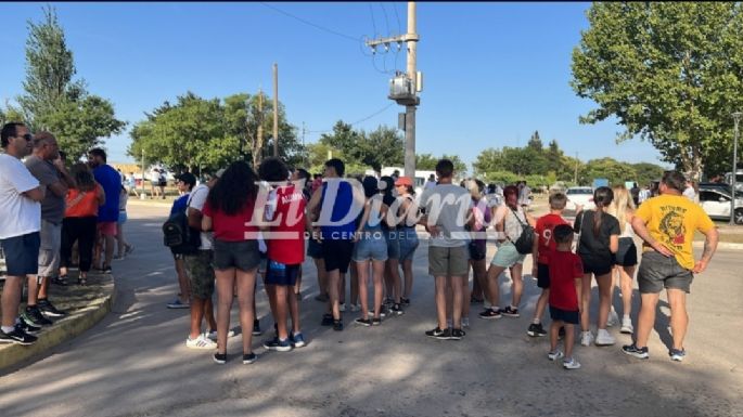 Villamarienses viajaron a Calchín para recibir a la Araña