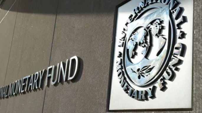 El FMI aprobó la revisión de las metas del tercer trimestre