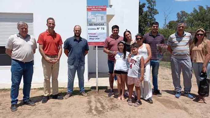 El municipio entregó una nueva vivienda
